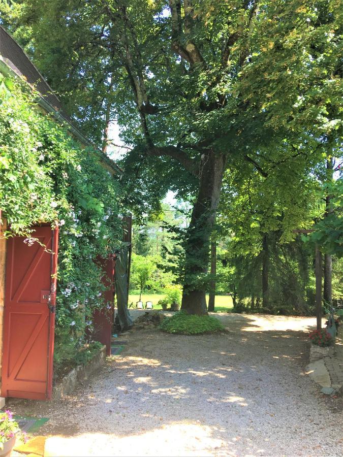 Chambres D'Hotes Les Coustilles Saint-Alvere Luaran gambar