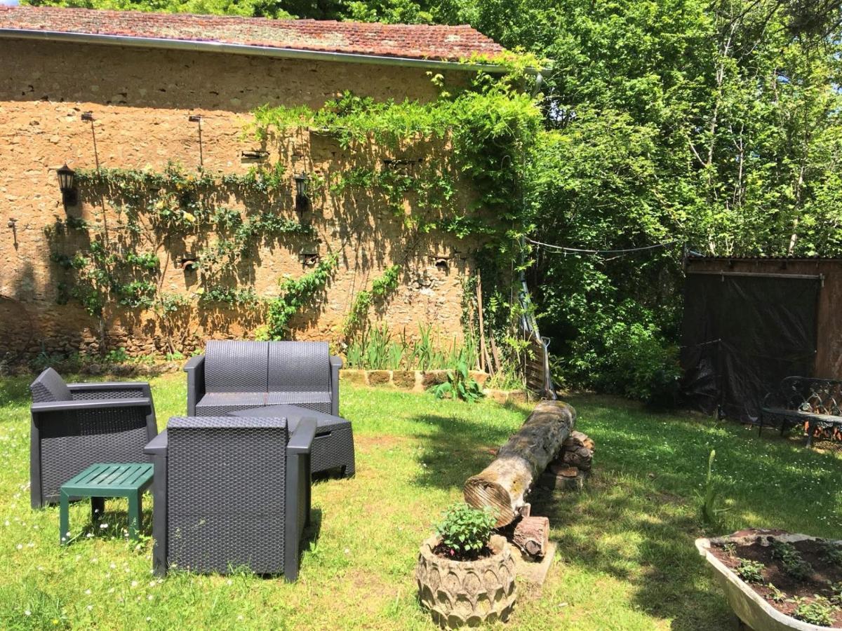 Chambres D'Hotes Les Coustilles Saint-Alvere Luaran gambar