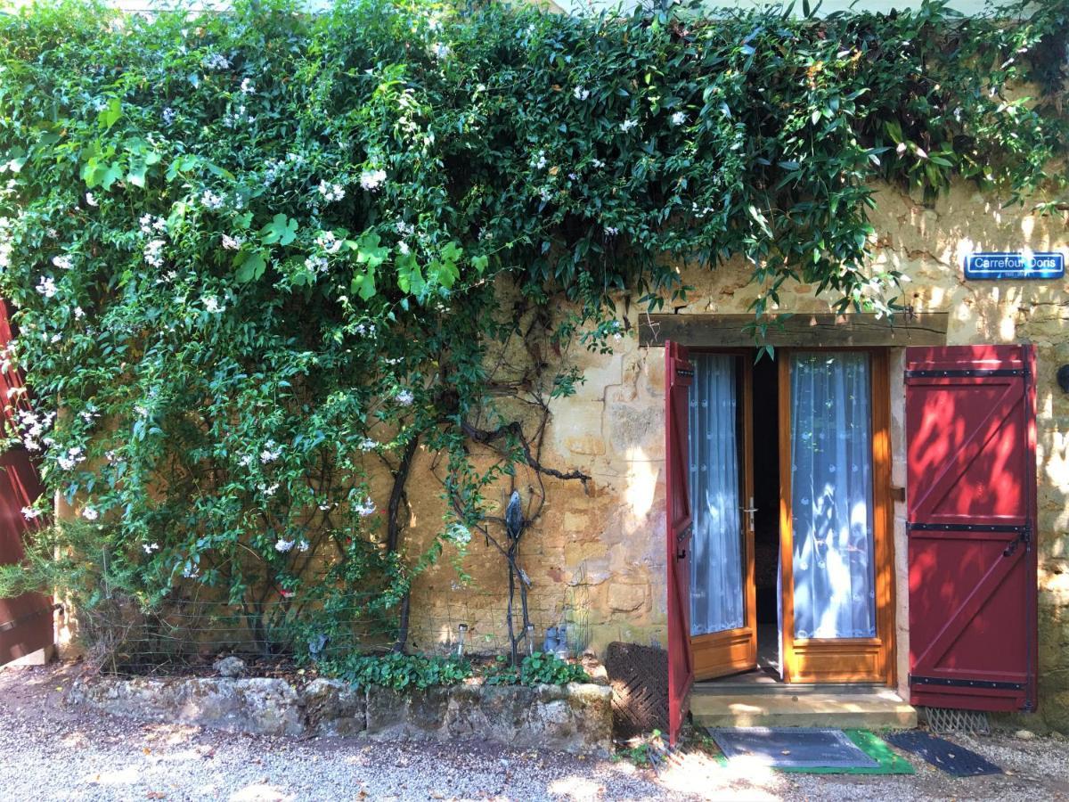 Chambres D'Hotes Les Coustilles Saint-Alvere Luaran gambar