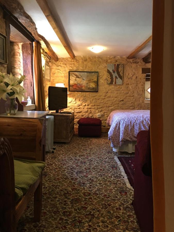 Chambres D'Hotes Les Coustilles Saint-Alvere Luaran gambar