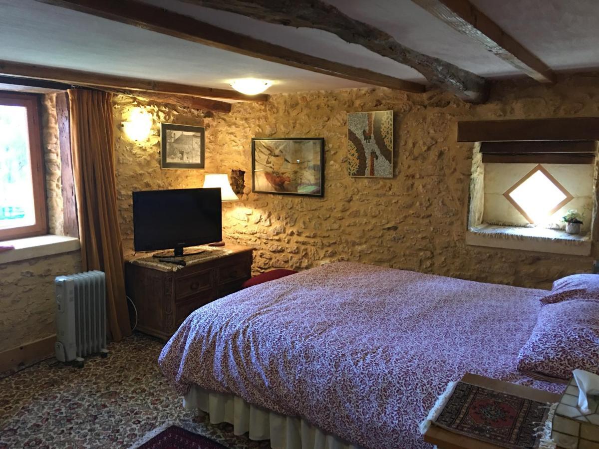 Chambres D'Hotes Les Coustilles Saint-Alvere Luaran gambar